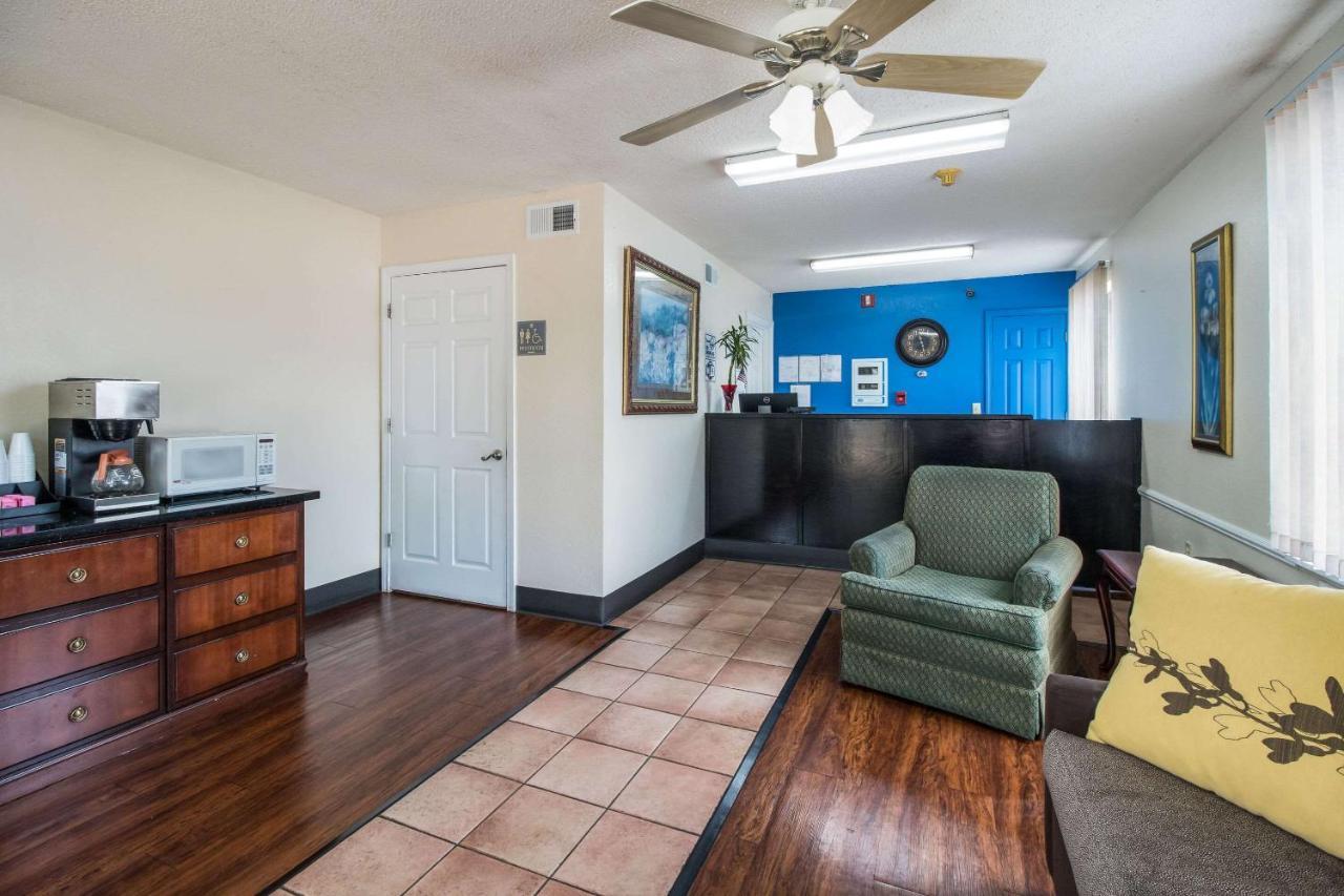 Rodeway Inn Bolivar المظهر الخارجي الصورة