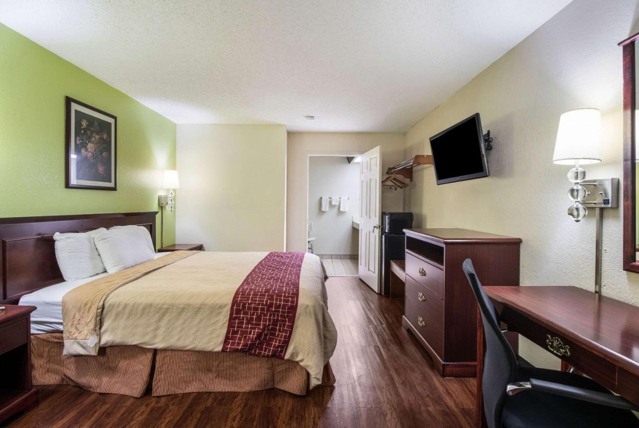 Rodeway Inn Bolivar المظهر الخارجي الصورة